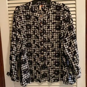 Anthropologie By Pilcro-Checkered Print Top W/Black Appliqué Roses & Leaves Sz L